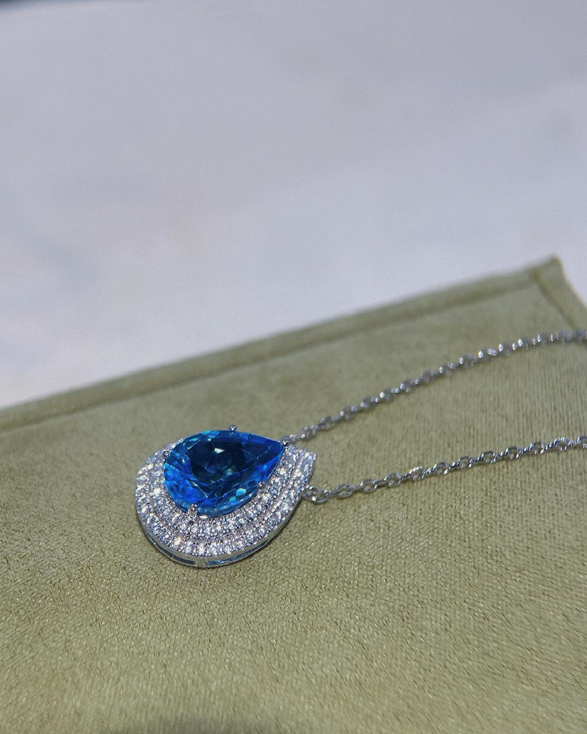 Halo 4.32ct Pear Cut Natural Swiss Blue Topaz Necklace - Anniversary Gift by MooiKeni