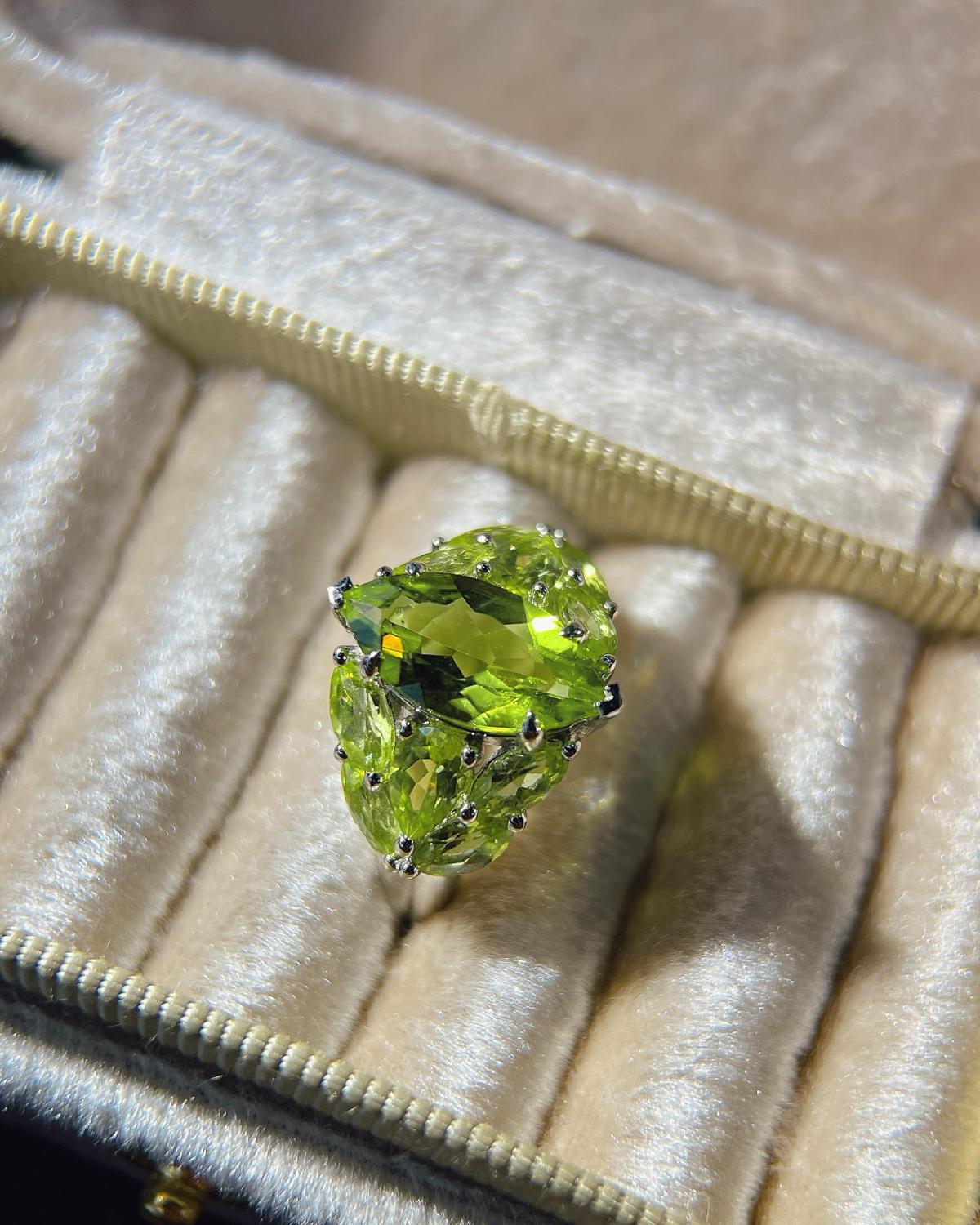 Side cluster peridot ring sterling silver featuring Green Peridot