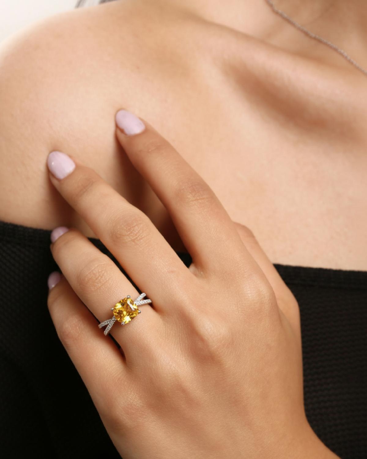 Model wearing Cross Band Citrine Ring Silver, ideal Daily Wear or Anniversary gift