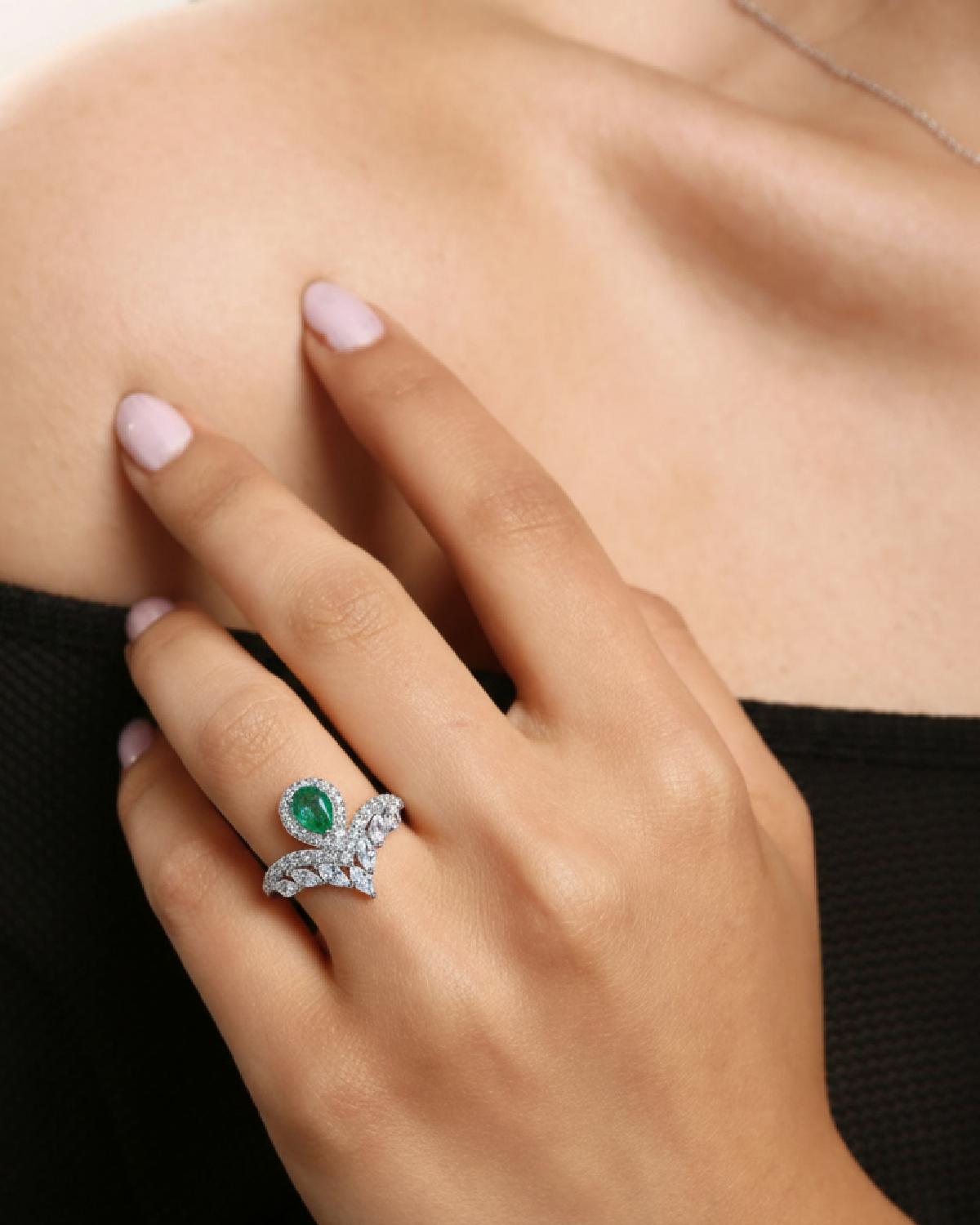 Model wearing V Shape Emerald Ring Silver, ideal Anniversary or Wedding gift